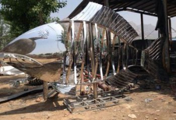 不銹鋼雕塑魚 鏡面鏤空魚雕塑 魚雕塑廠家價格