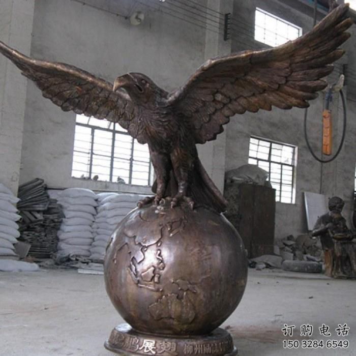 住宅小區(qū)飛鷹雕塑廠家 大型現(xiàn)代小品 公園噴漆飛鷹雕塑