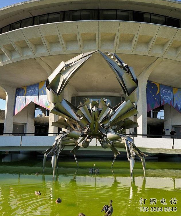 賓館蜘蛛雕塑廠家 歐式仿真小品 戶外鏡面蜘蛛雕塑