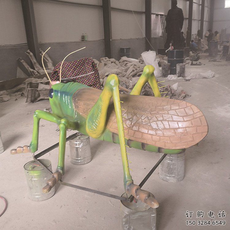 烤漆螞蚱雕塑廠家 抽象賓館擺件 戶外仿真螞蚱雕塑