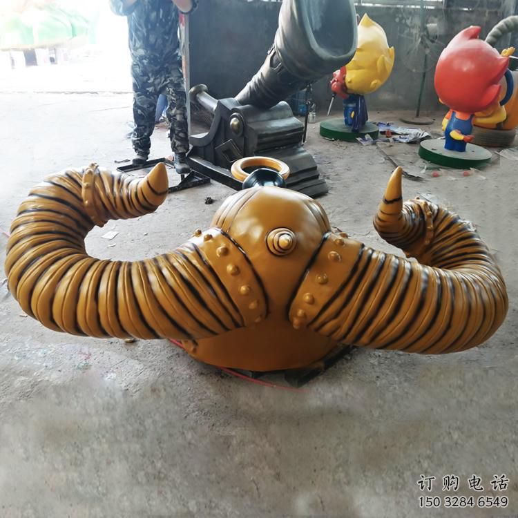 彩繪牛角雕塑廠家 卡通噴漆小品 草地切面牛角雕塑
