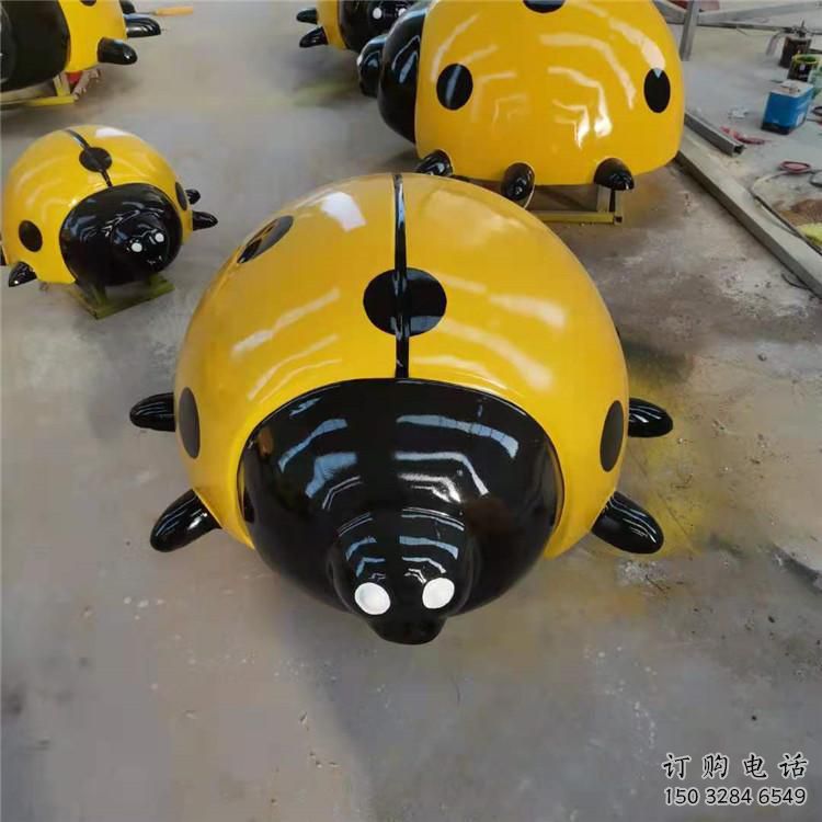 園林瓢蟲雕塑廠家 大型公園擺件 街道仿真瓢蟲雕塑