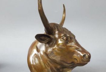 彩繪牛頭雕塑廠家 卡通噴漆小品 草地仿真牛頭雕塑