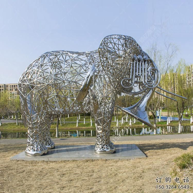 鏤空牛雕塑廠家 現代抽象擺件 草地切面牛雕塑