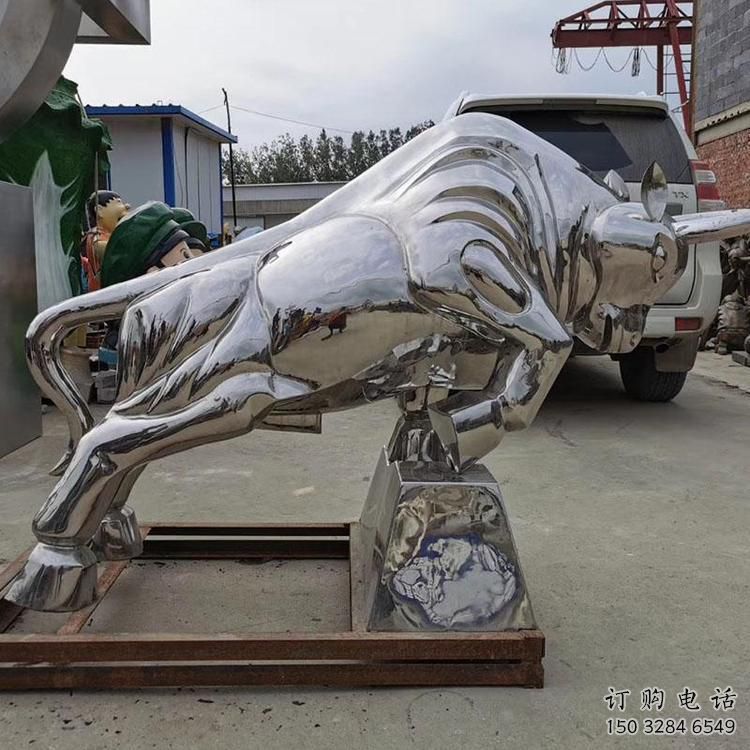 鏡面牛雕塑廠家 現代創意擺件 游樂場異形牛雕塑