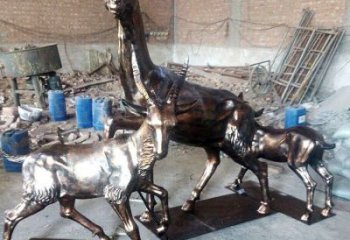 鍛造羊雕塑廠家 卡通噴漆擺件 廣場(chǎng)不銹鋼羊雕塑