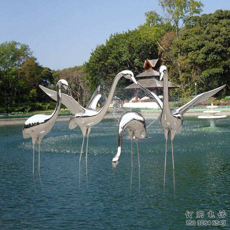 步行街白鶴雕塑廠家 創(chuàng)意戶外擺件 草地仿真白鶴雕塑