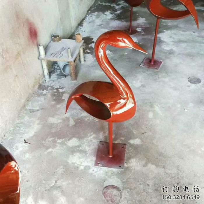 園林雀鳥雕塑廠家 大型烤漆擺件 街道仿古雀鳥雕塑