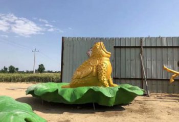 別墅區金蟾雕塑廠家 卡通噴漆小品 現代抽象金蟾雕塑