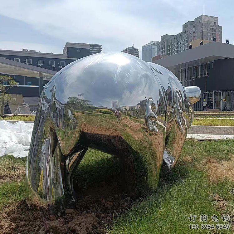 商場大熊貓雕塑廠家 中式戶外小品 酒店拉絲大熊貓雕塑