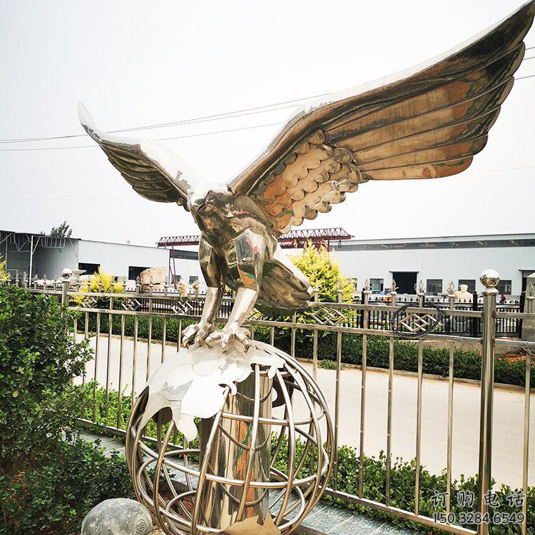 鏤空雄鷹雕塑廠家 現代抽象擺件 草地切面雄鷹雕塑