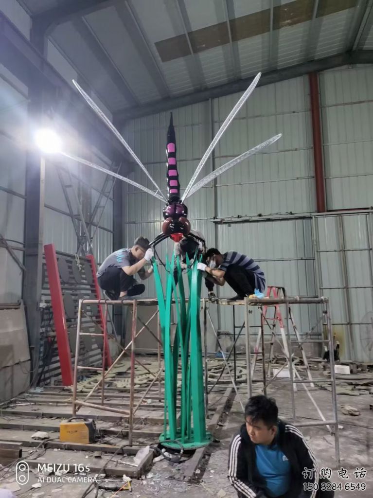 幾何蜻蜓點水雕塑廠家 中式擺件 草地蜻蜓點水雕塑