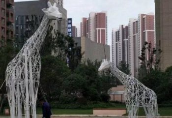 庭院長頸鹿雕塑廠家 歐式仿真擺件 戶外噴漆長頸鹿雕塑