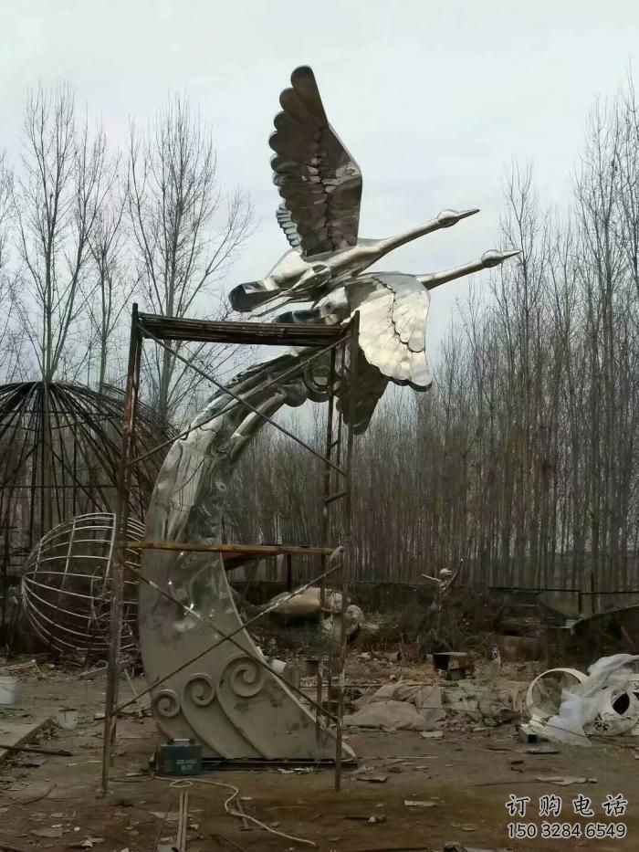 商業街鶴雕塑廠家 大型創意擺件 步行街異形鶴雕塑