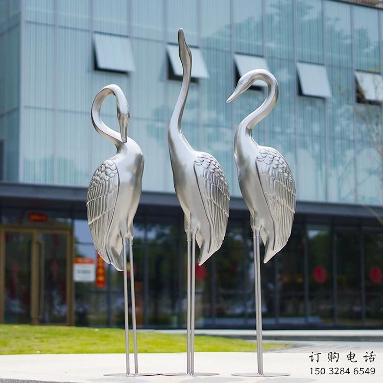 游樂場鶴雕塑廠家 戶外現代擺件 住宅小區抽象鶴雕塑