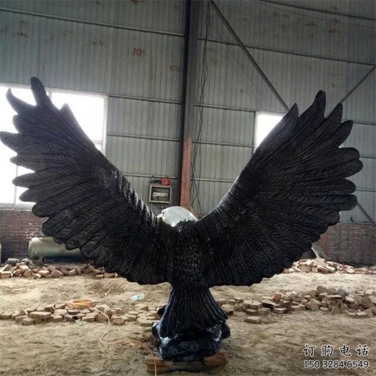 步行街鷹雕塑廠家 創(chuàng)意抽象擺件 草地仿真鷹雕塑