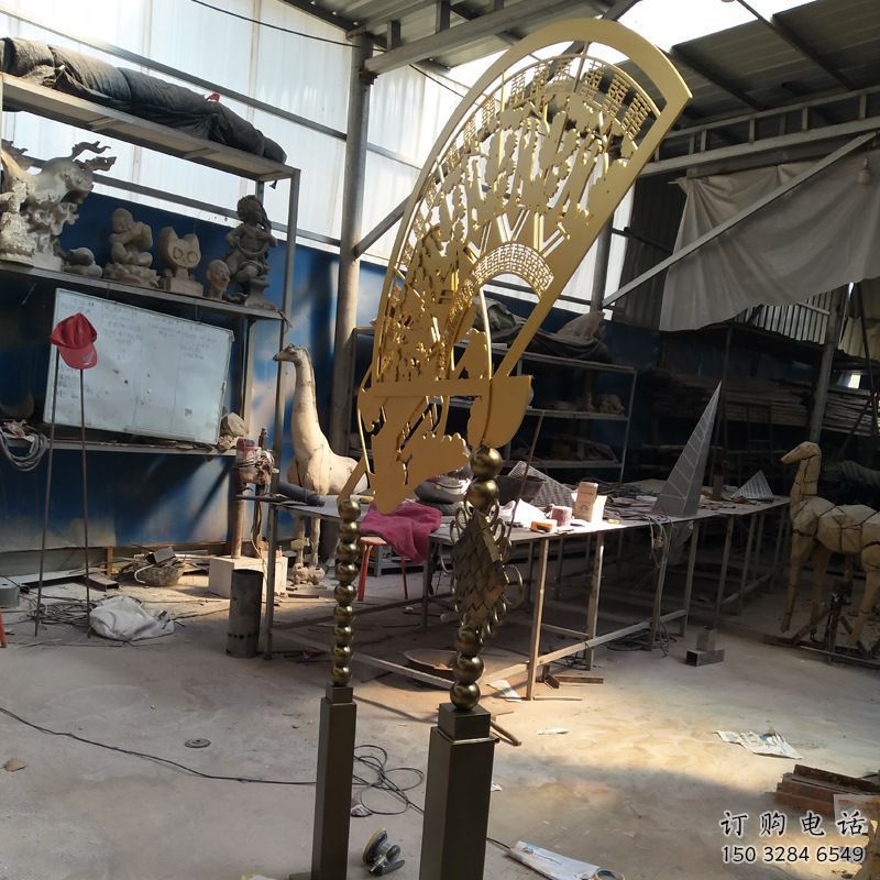 戶外扇子雕塑廠家 噴漆公園小品 現(xiàn)代不銹鋼扇子雕塑