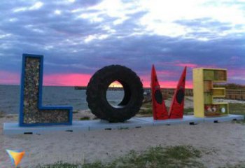 街頭字母雕塑廠家 大型別墅區擺件 烤漆不銹鋼字母雕塑