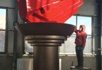 街頭火把雕塑廠家 大型別墅區(qū)擺件 現(xiàn)代不銹鋼火把雕塑