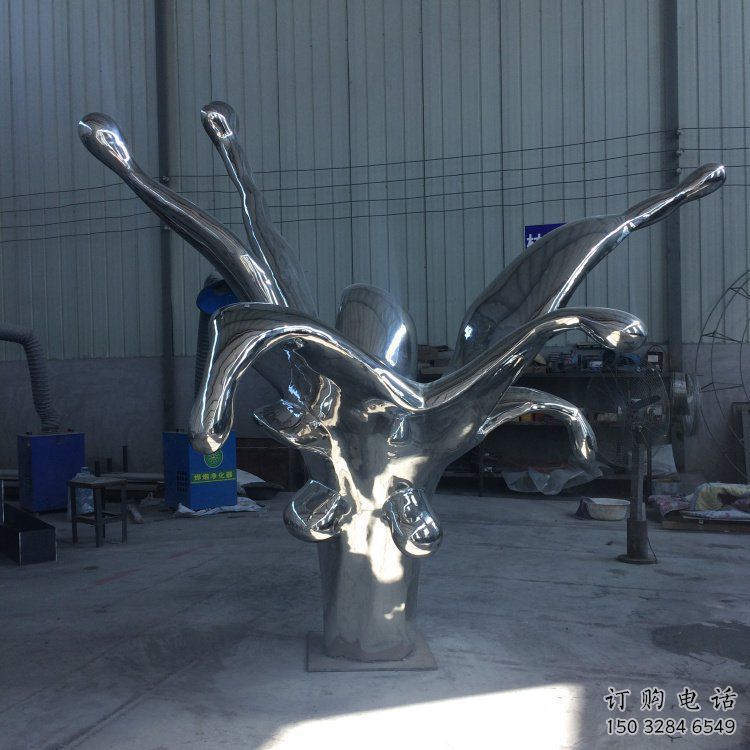 現(xiàn)代波浪雕塑廠家 鏡面擺件 戶外不銹鋼波浪雕塑生產(chǎn)