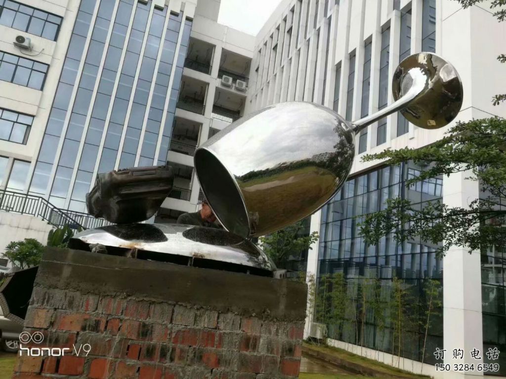 大型高腳杯雕塑廠家 廣場小品 不銹鋼高腳杯雕塑生產(chǎn)