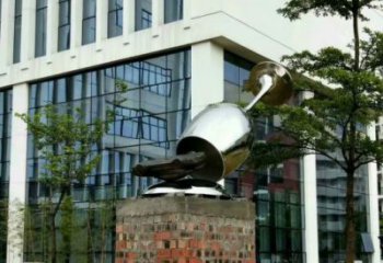 創意酒杯雕塑廠家 現代小品 公園不銹鋼酒杯雕塑