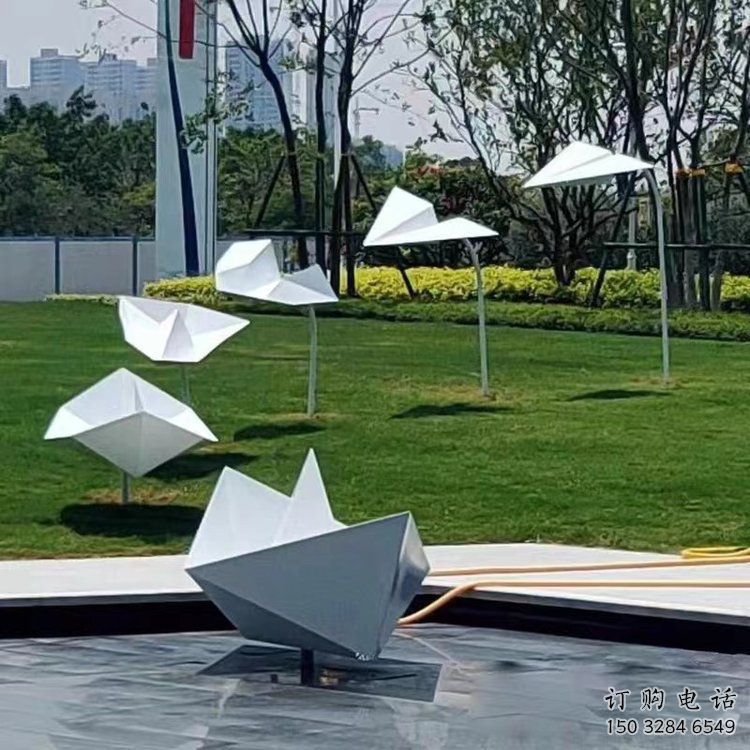 仿真船型雕塑廠家 現代擺件 大型不銹鋼船型雕塑生產