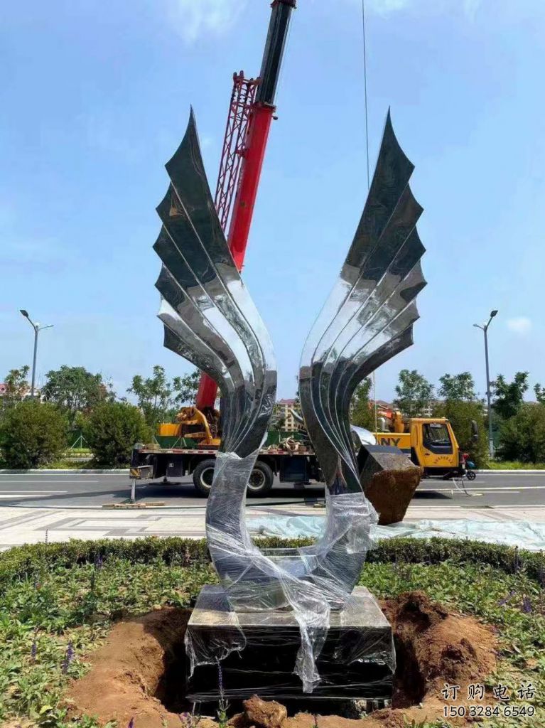 大型商場鳳尾雕塑廠家 鏡面擺件 酒店不銹鋼鳳尾雕塑生產