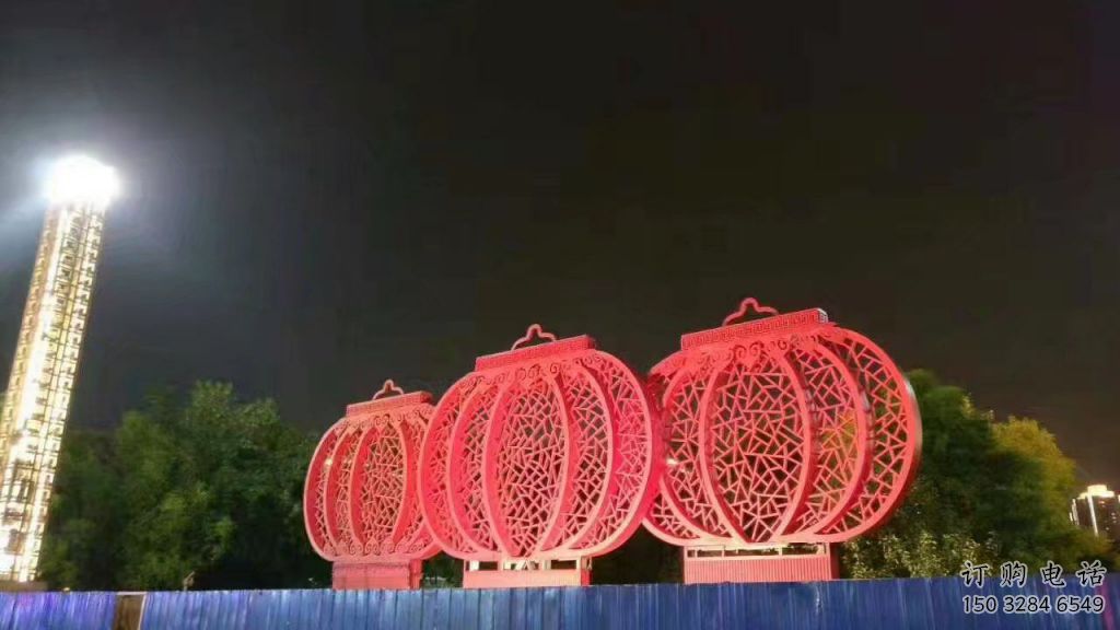 烤漆燈籠雕塑廠家 鏤空小品 現(xiàn)代不銹鋼燈籠雕塑生產(chǎn)