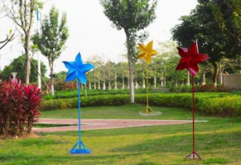 草地風車雕塑廠家 現代公園小品 大型不銹鋼風車雕塑生產