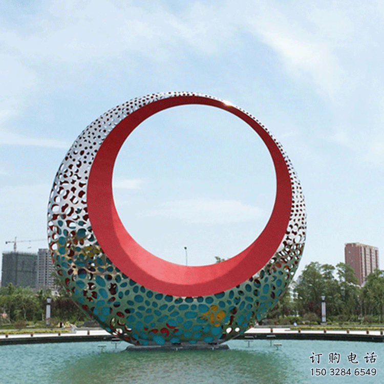 大型圓月雕塑廠家 鍛造發光小品 現代不銹鋼圓月雕塑生產