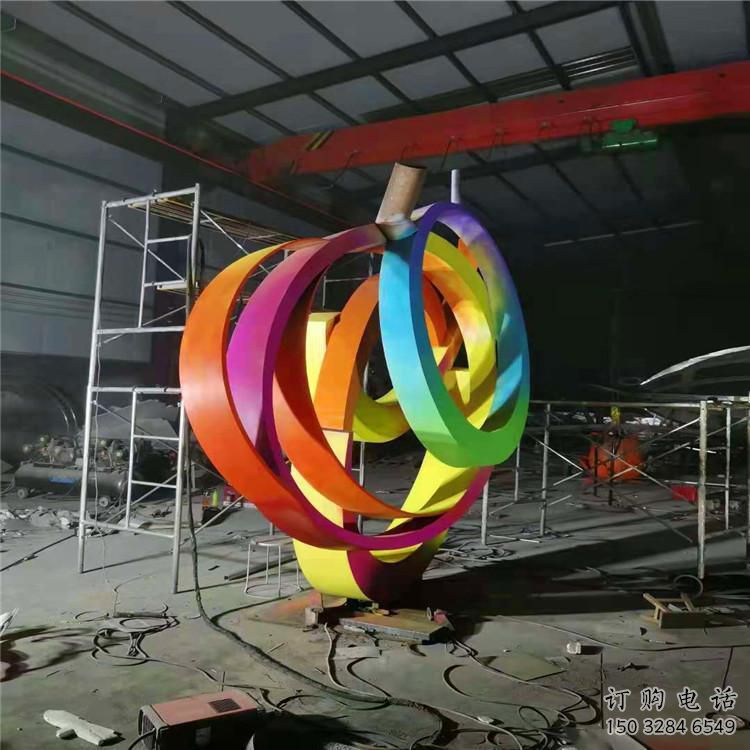 幾何雙環(huán)雕塑廠家 現(xiàn)代小品 大門口不銹鋼雙環(huán)雕塑生產(chǎn)