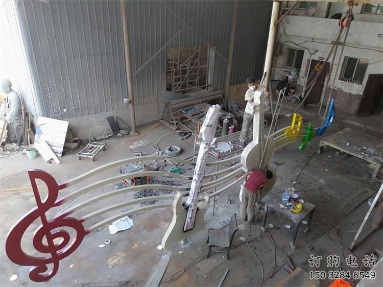 大型商場音符雕塑廠家 現(xiàn)代擺件 烤漆不銹鋼音符雕塑生產(chǎn)