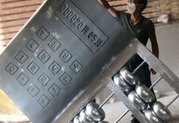 鏡面算盤雕塑廠家 現(xiàn)代小品 廣場不銹鋼算盤雕塑生產(chǎn)