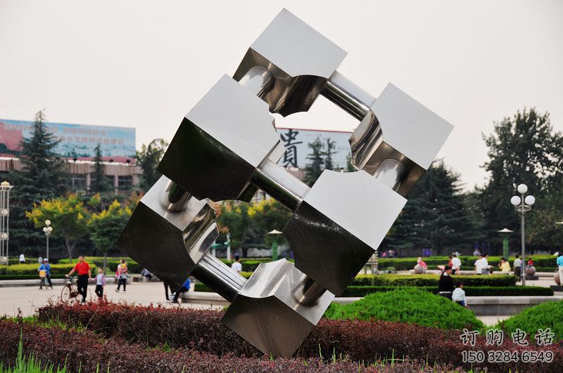 鍛造立方體雕塑廠家 廣場小品 戶外不銹鋼立方體雕塑廠