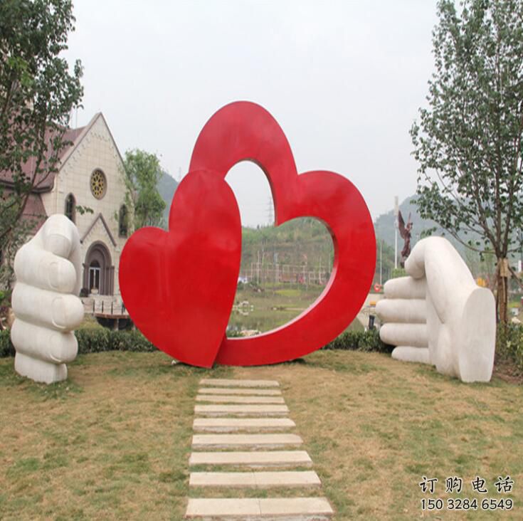 鏤空心心相印雕塑廠家 園林公園廣場擺件