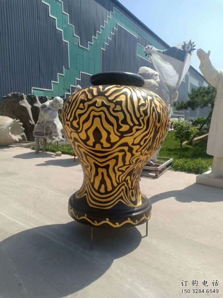 烤漆花瓶雕塑廠家 抽象小品  戶外不銹鋼花瓶雕塑廠