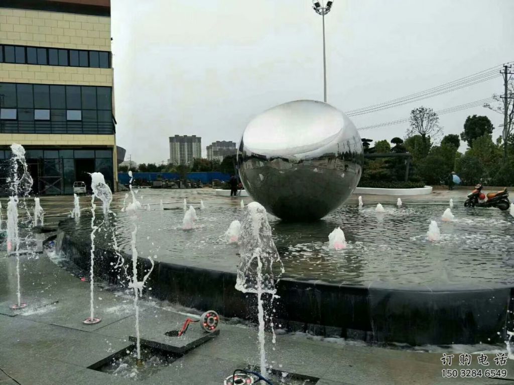 街道水簾雕塑廠家 現代擺件 鏡面不銹鋼水簾雕塑定做