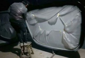 現(xiàn)代眼鏡雕塑廠家 大型別墅區(qū)擺件 烤漆不銹鋼眼鏡雕塑廠