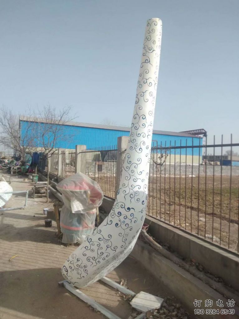 仿古勺子雕塑廠家 現(xiàn)代小品 房地產(chǎn)不銹鋼勺子雕塑廠