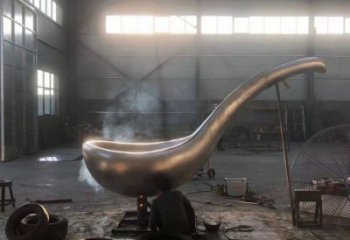 現(xiàn)代勺子雕塑廠家 大型別墅區(qū)擺件 廣場不銹鋼勺子雕塑廠