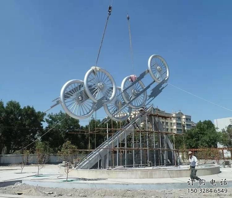 鏡面齒輪雕塑廠家 公園大型擺件 創意不銹鋼齒輪雕塑制作廠