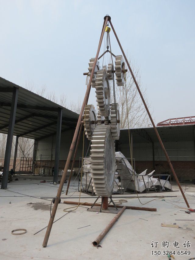 異形齒輪雕塑廠家 現代小品 創意不銹鋼齒輪雕塑生產制作