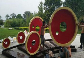 彩繪齒輪雕塑廠家 歐式擺件 街頭不銹鋼齒輪雕塑制作