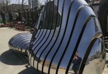 現代休閑椅雕塑廠家 大型別墅區擺件 鏡面不銹鋼休閑椅雕塑廠