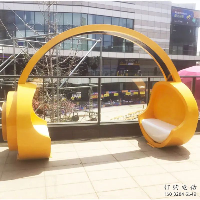 戶外耳機(jī)雕塑廠家 噴漆小品 現(xiàn)代不銹鋼耳機(jī)雕塑廠