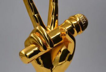 電鍍話筒雕塑廠家 戶外園林?jǐn)[件 大型不銹鋼話筒雕塑廠