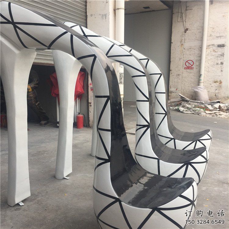 烤漆高跟鞋雕塑廠家 彩繪小品 大型高跟鞋雕塑定制