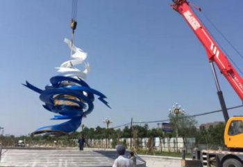 噴漆龍卷風(fēng)雕塑廠家 中式村口小品 大型不銹鋼龍卷風(fēng)雕塑廠