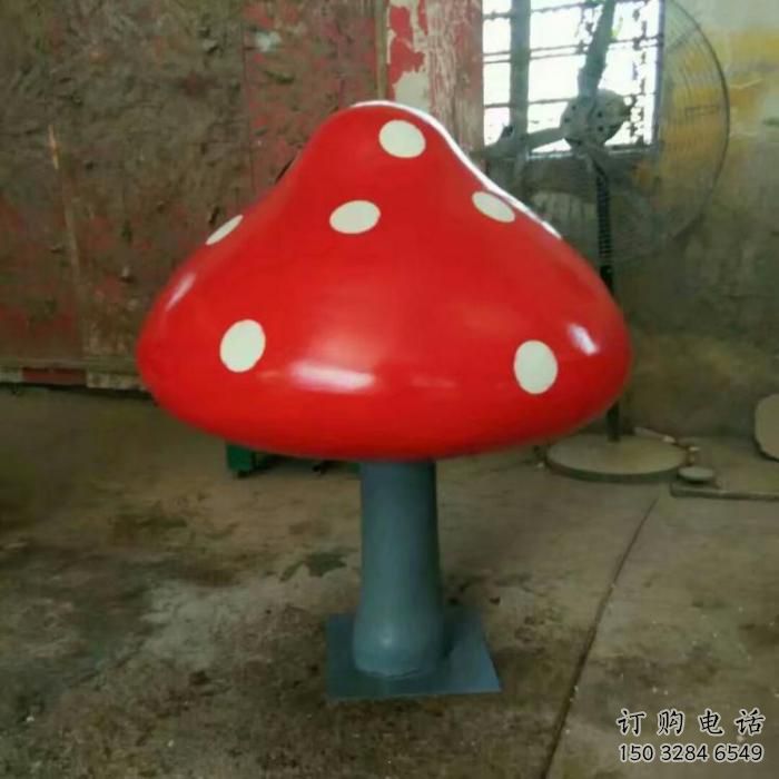 現代蘑菇雕塑廠家 大型別墅區擺件 烤漆不銹鋼蘑菇雕塑價格
